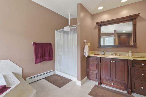 55 Church St, Ware, MA 01082 photo 17