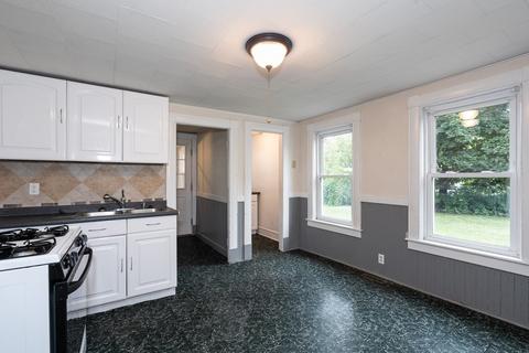 365 E Main St, Chicopee, MA 01020 photo 11
