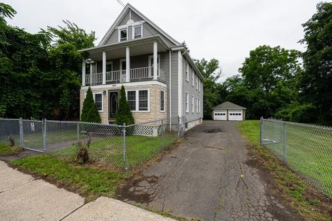 365 E Main St, Chicopee, MA 01020 photo 3
