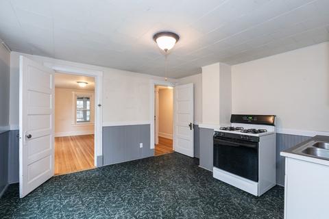 365 E Main St, Chicopee, MA 01020 photo 12