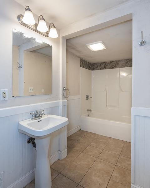 365 E Main St, Chicopee, MA 01020 photo 13