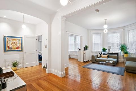 4 Euston St #1, Brookline, MA 02446 photo 1