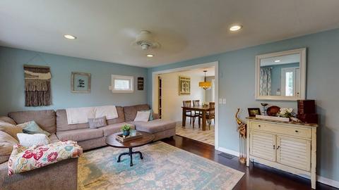 2 Orrison St, Worcester, MA 01609 photo 3