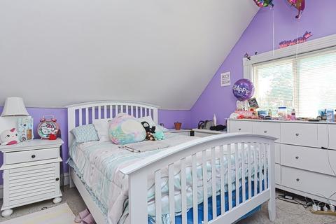 75 Cleveland Ave, Everett, MA 02149 photo 12