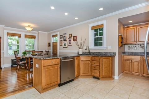 304 Lowell St, Reading, MA 01867 photo 13