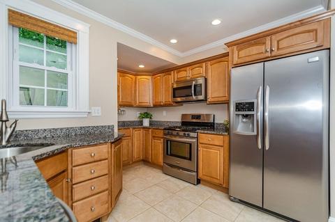 304 Lowell St, Reading, MA 01867 photo 16