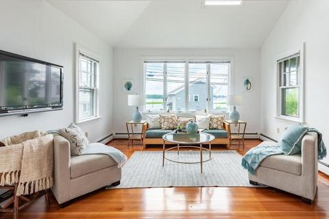 637 Washington St, Gloucester, MA 01930 photo 15