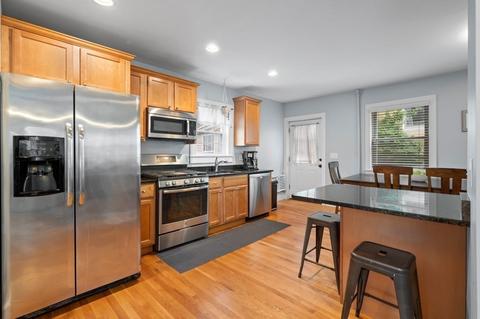 13 Jasper St, Beverly, MA 01915 photo 2