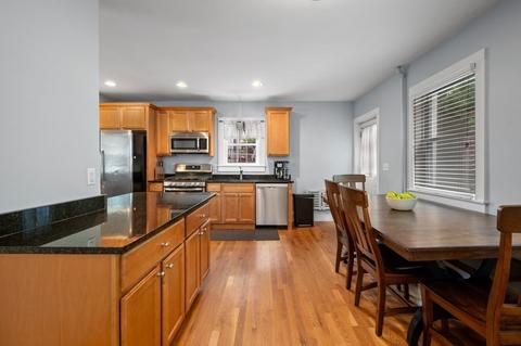 13 Jasper St, Beverly, MA 01915 photo 4