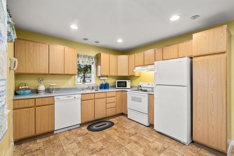 28 Colgate Rd, Beverly, MA 01915 photo 29