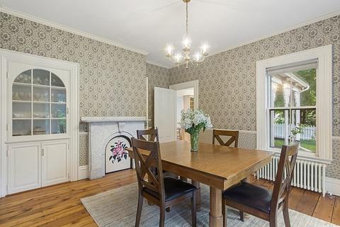 31 Central St, Acton, MA 01720 photo 8