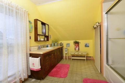 95 Cottage St, Fall River, MA 02721 photo 36