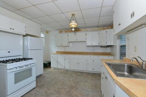 95 Cottage St, Fall River, MA 02721 photo 9