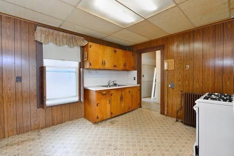95 Cottage St, Fall River, MA 02721 photo 25