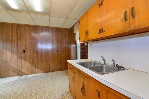 95 Cottage St, Fall River, MA 02721 photo 24
