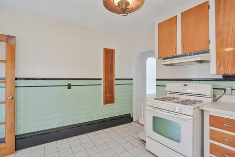 84 Winthrop St, Fall River, MA 02721 photo 9