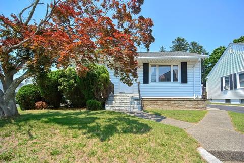 84 Winthrop St, Fall River, MA 02721 photo 2