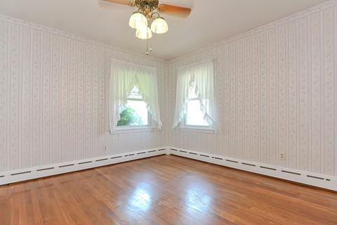 84 Winthrop St, Fall River, MA 02721 photo 11