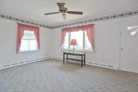 84 Winthrop St, Fall River, MA 02721 photo 4