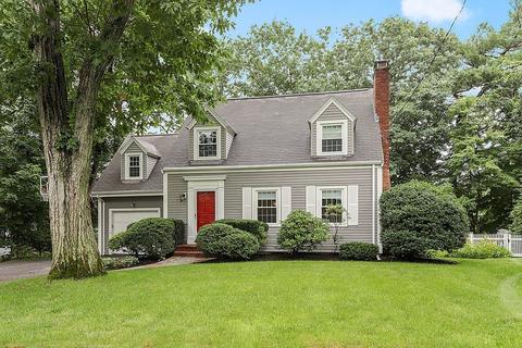 90 Laurel Dr, Needham, MA 02492 photo 2