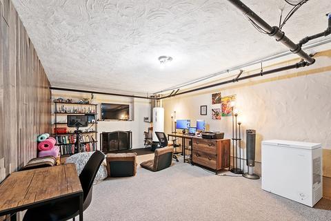 90 Laurel Dr, Needham, MA 02492 photo 35