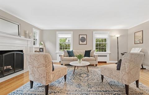 90 Laurel Dr, Needham, MA 02492 photo 4