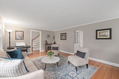 90 Laurel Dr, Needham, MA 02492 photo 6