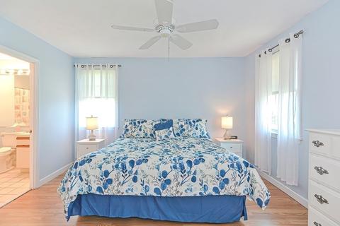 19 Garden St #101, Danvers, MA 01923 photo 3