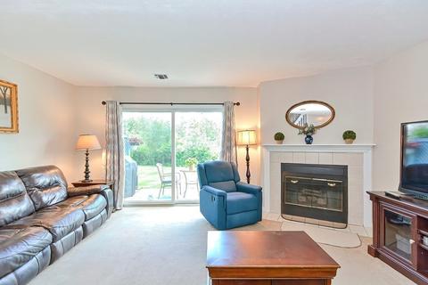 19 Garden St #101, Danvers, MA 01923 photo 15