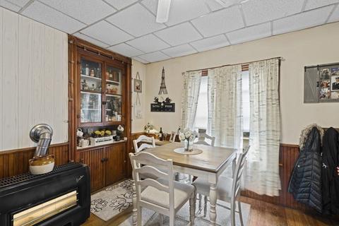 54 18th St, Fall River, MA 02723 photo 4