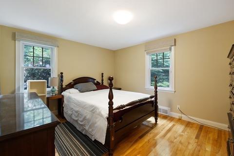 25 May St, Marblehead, MA 01945 photo 13