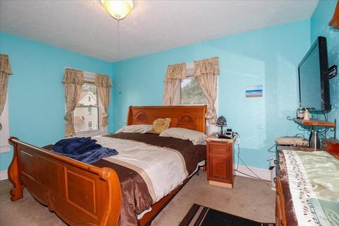 14 Wilbraham Ave, Springfield, MA 01109 photo 12