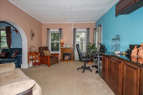 14 Wilbraham Ave, Springfield, MA 01109 photo 9