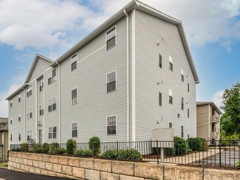 20 William St #10, Worcester, MA 01609 photo 1