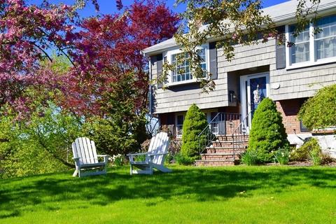 51 Mohawk St, Danvers, MA 01923 photo 3