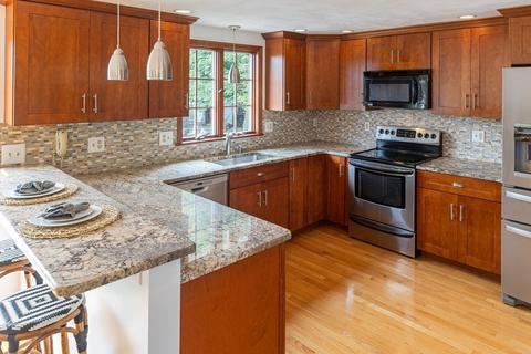 51 Mohawk St, Danvers, MA 01923 photo 22