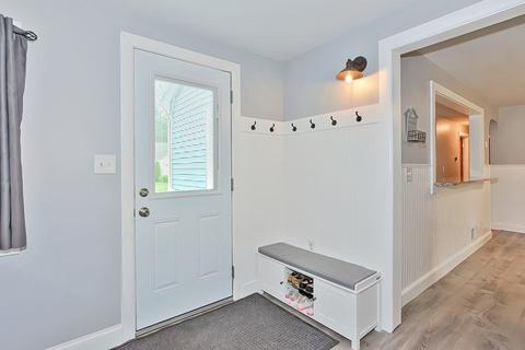 5 Stephen St, Norton, MA 02766 photo 4