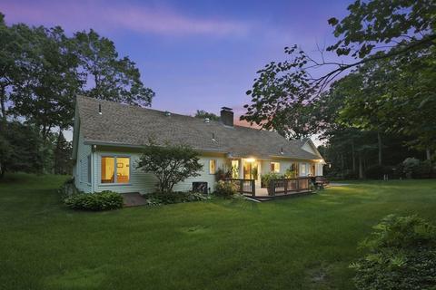 11 Mikes Way, Webster, MA 01570 photo 3