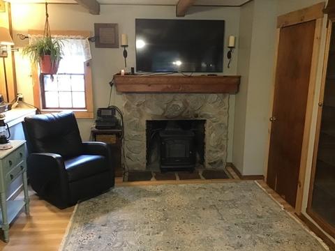 6 Upton St, Halifax, MA 02338 photo 9