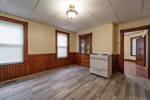 6 Doane St, Worcester, MA 01607 photo 3