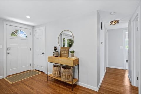 16 Iverson Rd, Beverly, MA 01915 photo 5