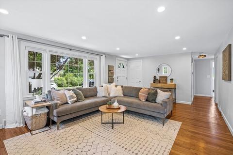 16 Iverson Rd, Beverly, MA 01915 photo 7
