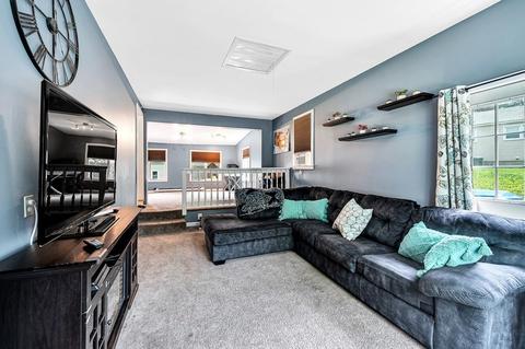 99 Pine Acre Rd, Springfield, MA 01129 photo 17