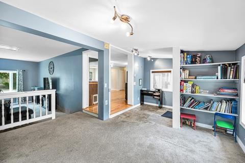 99 Pine Acre Rd, Springfield, MA 01129 photo 12