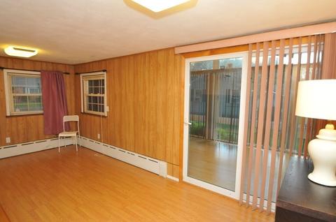 175 St James Blvd, Springfield, MA 01104 photo 9