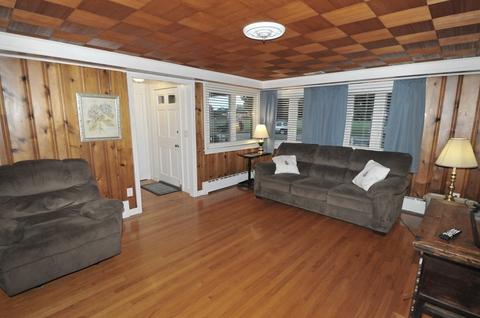 175 St James Blvd, Springfield, MA 01104 photo 8