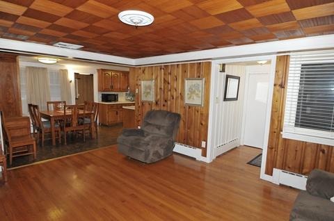 175 St James Blvd, Springfield, MA 01104 photo 7