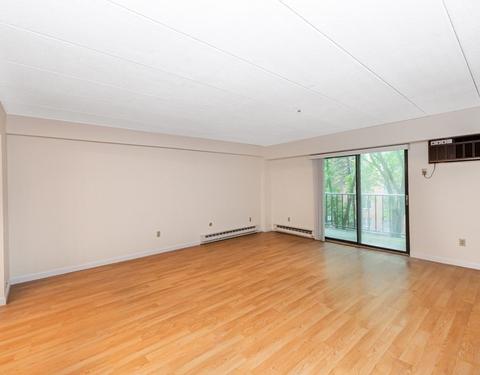 135 Pleasant St #307, Brookline, MA 02446 photo 3