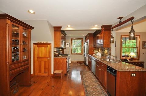 129 Willow St, Acton, MA 01720 photo 6