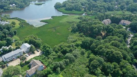 327 Ocean St, Barnstable, MA 02601 photo 3